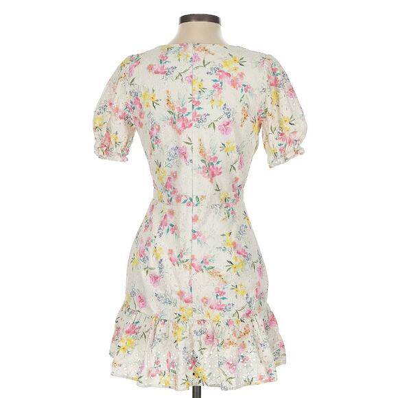 Yumi Kim Floral Eyelet Puff Sleeve Mini Dress Size 8 - Picture 11 of 13